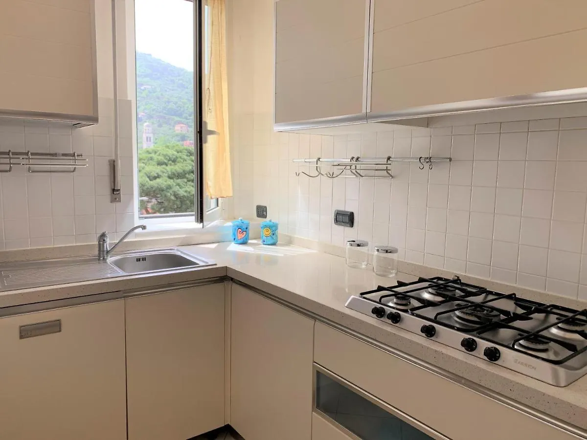 Apartment Appartamenti Levantomare Italy
